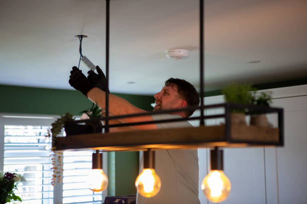 Best Emergency Electrician Near Me  in La Croft, OH