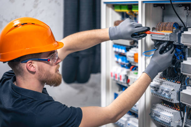 Best Circuit Breaker Repair  in La Croft, OH